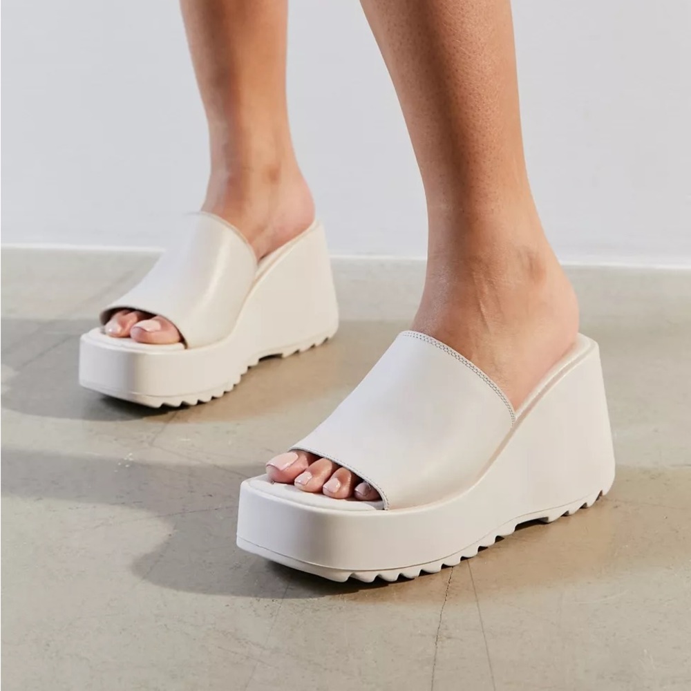 Steve Madden Pepe 30 Platform Sandal